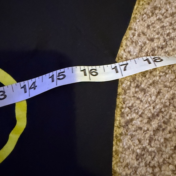 DC Comics Black and Yellow Batman Logo Tee - Picture 5 of 5